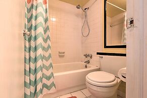 Oceanfront Daytona Beach Club Studio w/ Balcony!