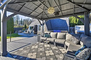 Puget Sound Cabin With Hot Tub and Water Views!