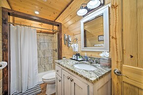 'falling Star' Eagletown Cabin w/ Hot Tub: Pets OK