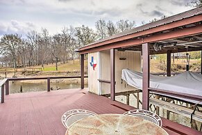 Family Alba Home w/ Boat Dock on Lake Fork!