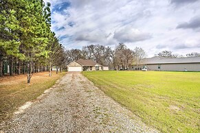 Family Alba Home w/ Boat Dock on Lake Fork!