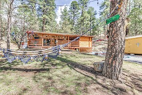 Ruidoso Cabin w/ Hot Tub - 2 Mi to Grindstone Lake