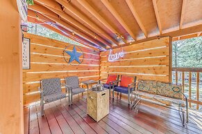 Ruidoso Cabin w/ Hot Tub - 2 Mi to Grindstone Lake