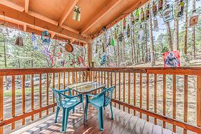 Ruidoso Cabin w/ Hot Tub - 2 Mi to Grindstone Lake