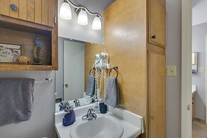 Red River Ski Condo on Main St - Mtn View!