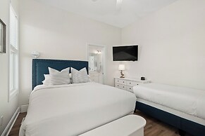 'coastal Vista' - Walk to Emerald Isle Beach!