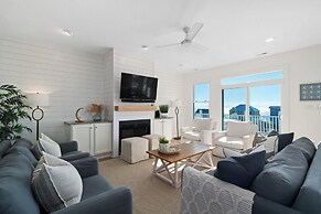 'coastal Vista' - Walk to Emerald Isle Beach!