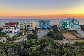 'coastal Vista' - Walk to Emerald Isle Beach!