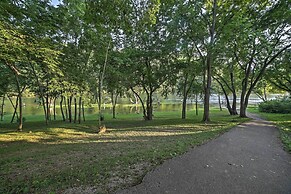 Cozy Branson Condo Near Lakes & Theatre District