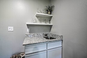 Cozy Branson Condo Near Lakes & Theatre District