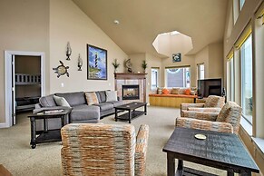 Oceanfront South Beach Home w/ Hot Tub & Sauna