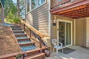 Convenient Apt w/ Fire Pit ~ Half-mi to Lake!