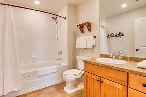 Ski-in/ski-out Granby Penthouse w/ Mountain Views!