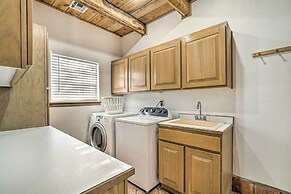 Las Cruces Home 'La Casa Blanca' w/ Courtyard