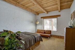 Las Cruces Home 'La Casa Blanca' w/ Courtyard