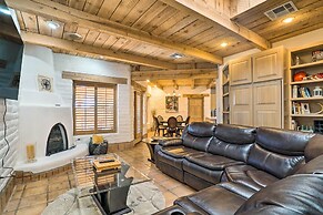 Las Cruces Home 'La Casa Blanca' w/ Courtyard