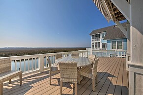 Manteo Waterfront Resort Home w/ 30-ft Dock!