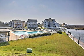 Manteo Waterfront Resort Home w/ 30-ft Dock!
