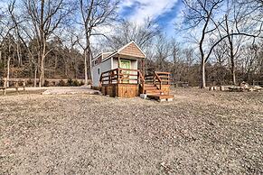 La Petite Maison in Mount Olive w/ Fire Pit!