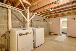 Charming Pymatuning Lake House Near Park & Beach