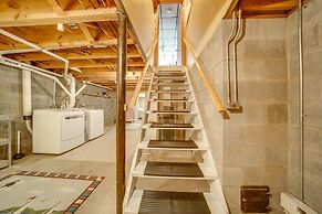 Charming Pymatuning Lake House Near Park & Beach