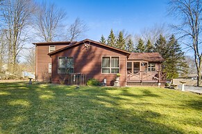 Charming Pymatuning Lake House Near Park & Beach