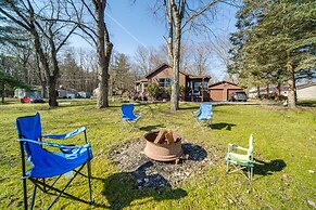 Charming Pymatuning Lake House Near Park & Beach