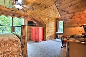 Secluded Northwest Arkansas Cabin: Fire Pit & Deck