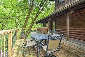 Secluded Northwest Arkansas Cabin: Fire Pit & Deck