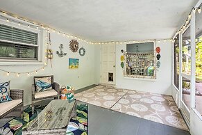 Vibrant Largo Home: Heated Pool, Lake Views!