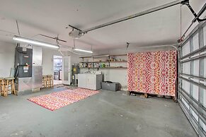 Vibrant Largo Home: Heated Pool, Lake Views!