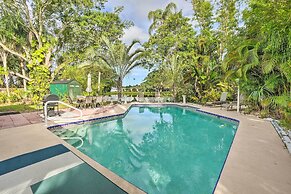 Vibrant Largo Home: Heated Pool, Lake Views!