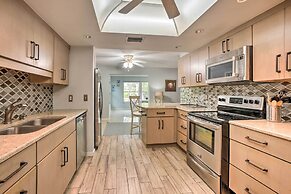 Vibrant Largo Home: Heated Pool, Lake Views!