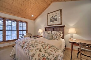 Woodsy Smoky Mtn Hideaway w/ Grill & Views!