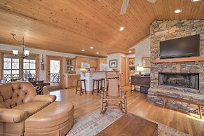 Woodsy Smoky Mtn Hideaway w/ Grill & Views!