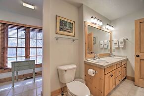 Woodsy Smoky Mtn Hideaway w/ Grill & Views!