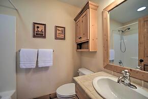 Woodsy Smoky Mtn Hideaway w/ Grill & Views!