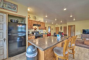 Large Ten Sleep Home on Main St, 10 Mins to Canyon