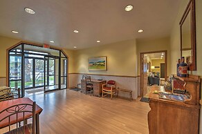 Large Ten Sleep Home on Main St, 10 Mins to Canyon