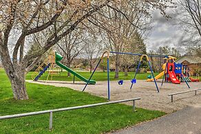 Large Ten Sleep Home on Main St, 10 Mins to Canyon