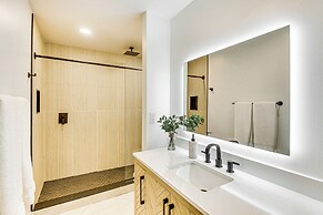 Charming Canalfront Retreat w/ Double Boat Slip!