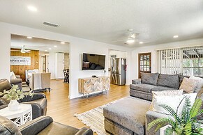 Charming Canalfront Retreat w/ Double Boat Slip!