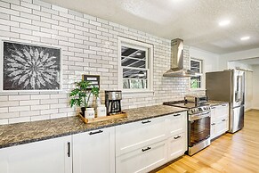 Charming Canalfront Retreat w/ Double Boat Slip!