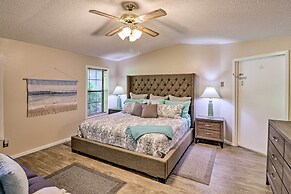 13 Mi to Hot Springs: Serene Royal Home w/ Deck!
