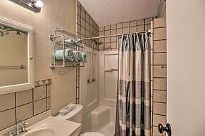 13 Mi to Hot Springs: Serene Royal Home w/ Deck!