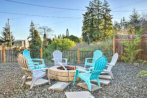 Pet-friendly North Bend Home w/ Bay Views!