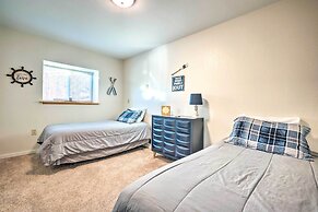 Pet-friendly North Bend Home w/ Bay Views!