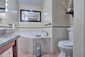 Sunroom + Beach Access: Hilton Head Condo