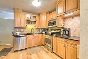 Sunroom + Beach Access: Hilton Head Condo