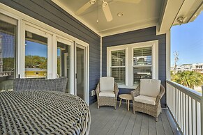 Bright Coastal Abode With Porch & Beach Access!